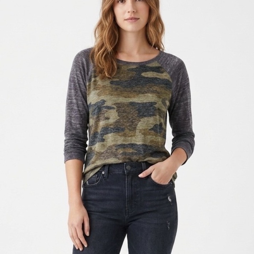 Lucky Brand Womens Camo Raglan Tee Charcoal Grey Camouflage Baseball Top L‎ NWT